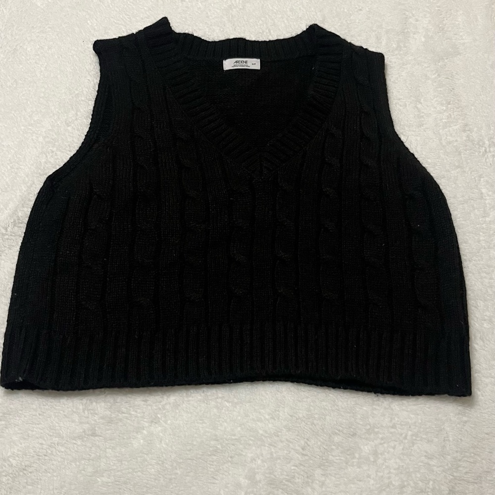 ARDENE sweater vest
